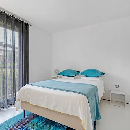 Tropez * Saint-Tropez